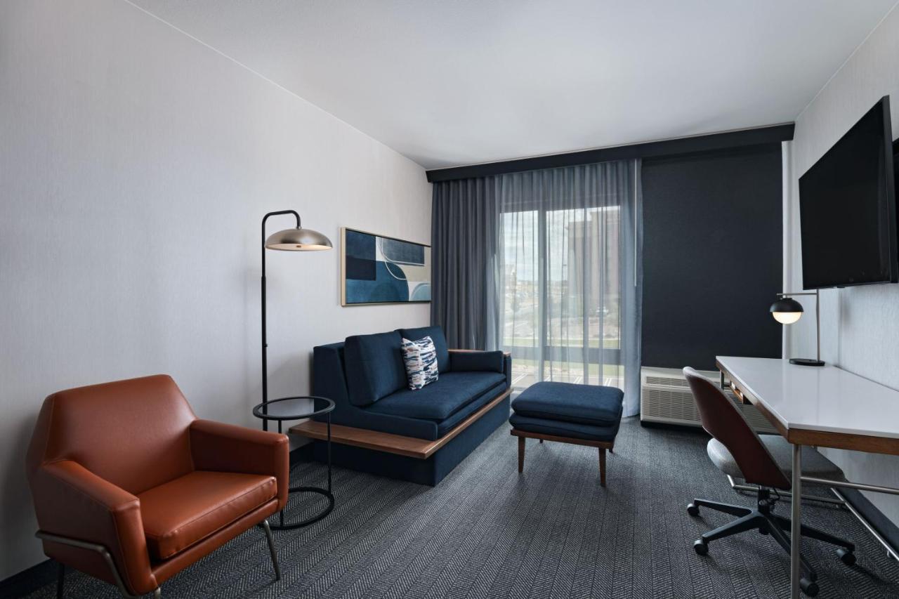 Courtyard By Marriott Colorado Springs North, Air Force Academy Hotel Exterior photo