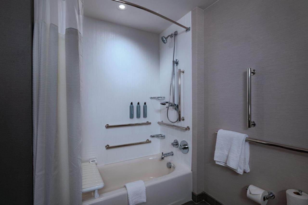 Courtyard By Marriott Colorado Springs North, Air Force Academy Hotel Exterior photo