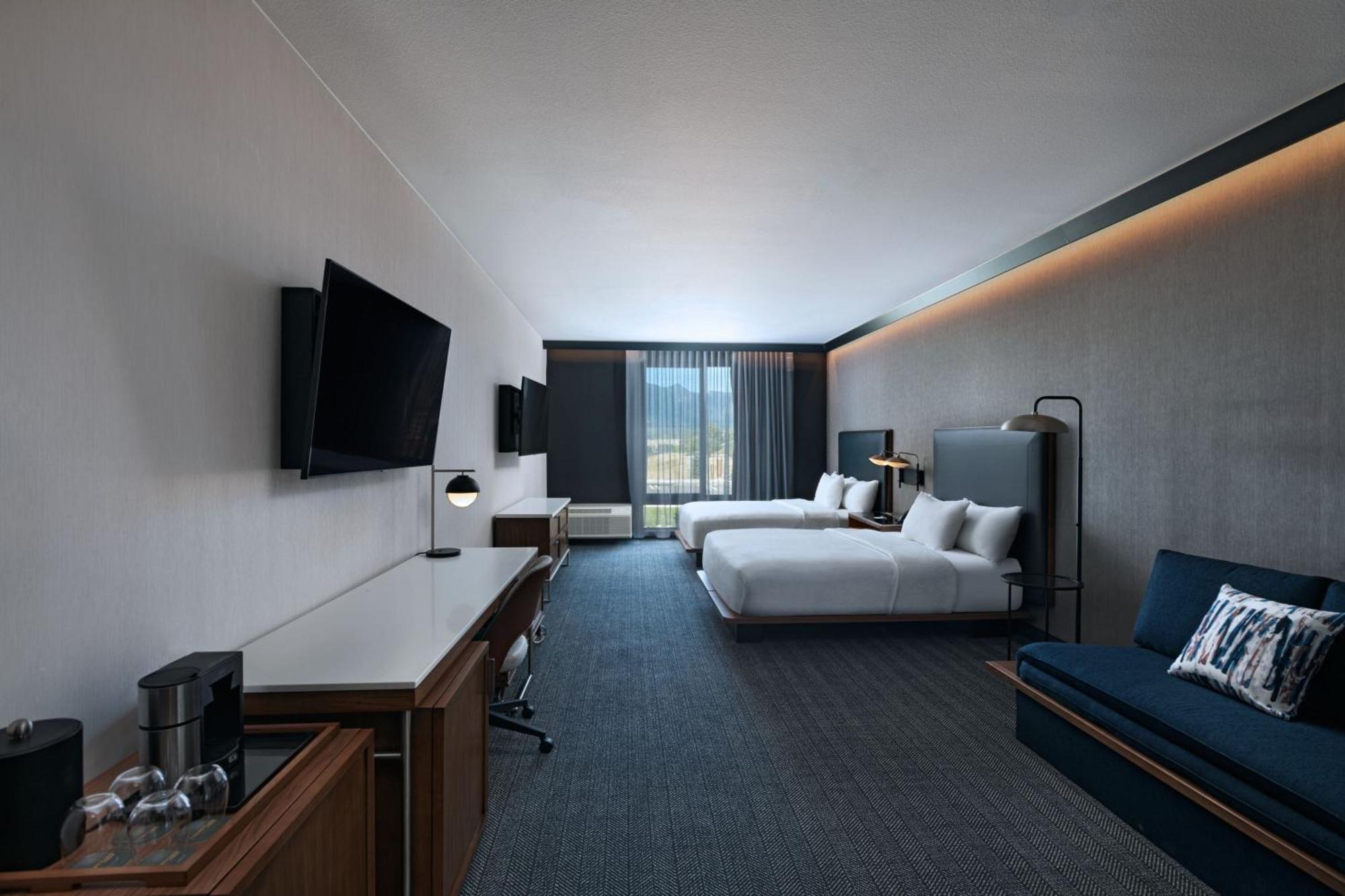 Courtyard By Marriott Colorado Springs North, Air Force Academy Hotel Exterior photo